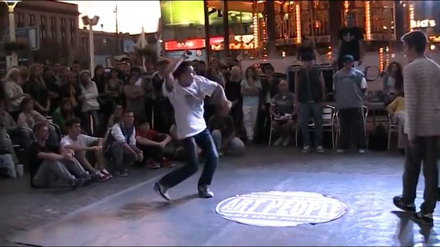 Алекс-мен vs. Тимур / Баттлы Hip-Hop 1x1 на ART толоке 13.09.2012 / смотреть онлайн