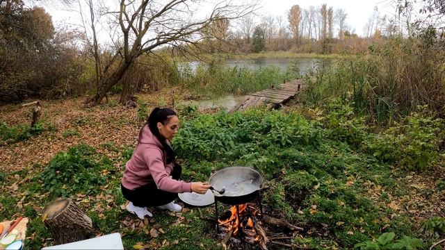 супер уха из СОМА рецепт приготовления на костре смотреть онлайн