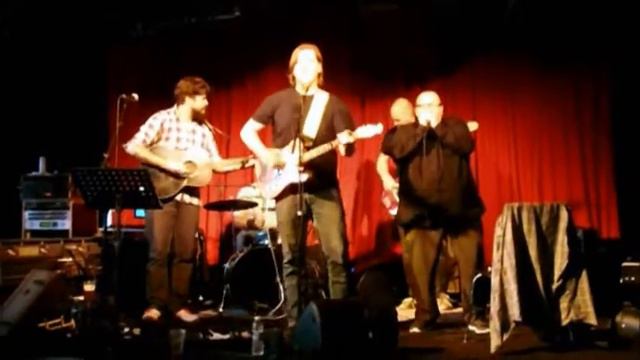 Walther og de andre bonderøve Live på Kongebryg смотреть онлайн