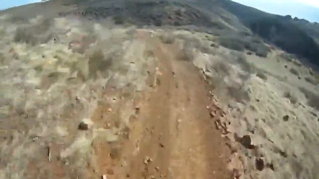 Devil's Backbone смотреть онлайн