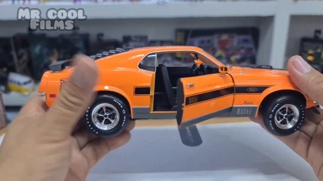 MUSTANG MACH 1 de Maisto escala 1:18 Super Deportivo смотреть онлайн