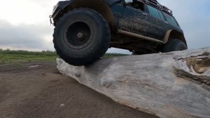 Монстр Nissan Safari остров Сахалин