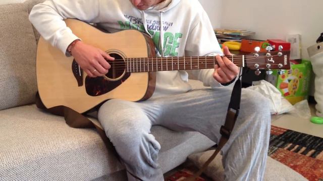 Yamaha FG700s смотреть онлайн