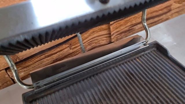 Гриль прижимной смотреть онлайн