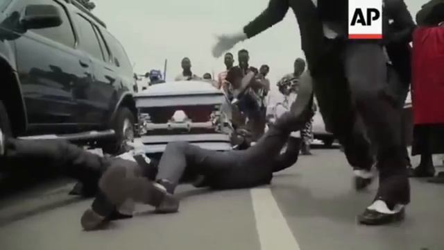 День рождения Бахи, но Бахи здесь нет, но смешно. айм нот мр вайнер, Баха, Im_Not_MrWainer смотреть онлайн