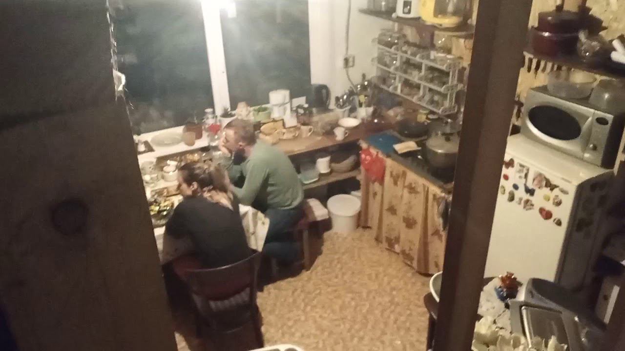 Серёжа и саша пришли в гости