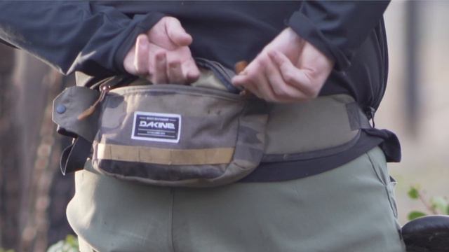 What Do I Take On A Mountain Bike Ride? | Every Day Carry MTB смотреть онлайн