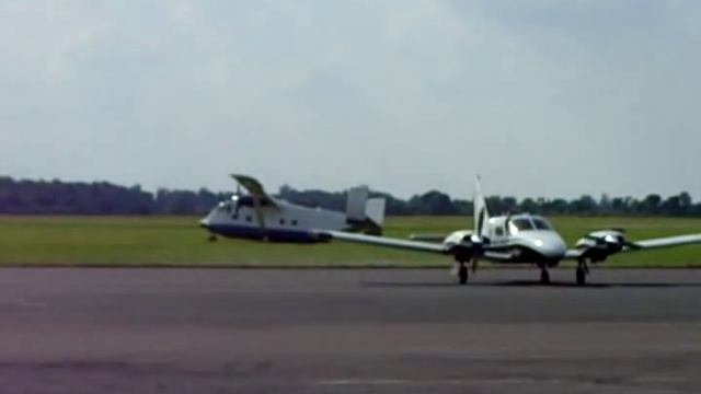 Emergency Landing at Oxford (Kidlington) Airport смотреть онлайн