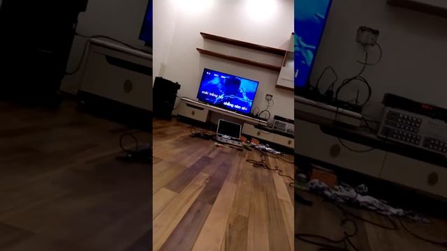 Chỉ là thử loa thôi mà . có nhất thiết phải như vậy không смотреть онлайн