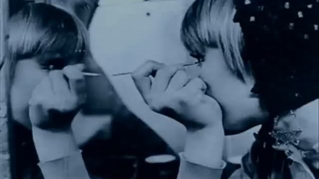 Candy Says - Archibald Bleach смотреть онлайн