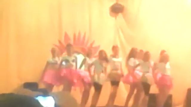 Лагерь "Строитель" .Танец -"Индия",танец "Бразилия". смотреть онлайн