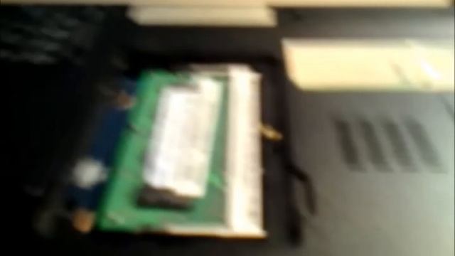 how to insert ram into a netbook смотреть онлайн