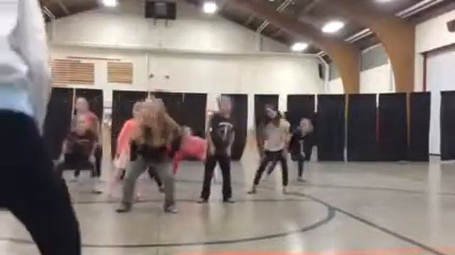 Firecrackers (3/2/15) смотреть онлайн