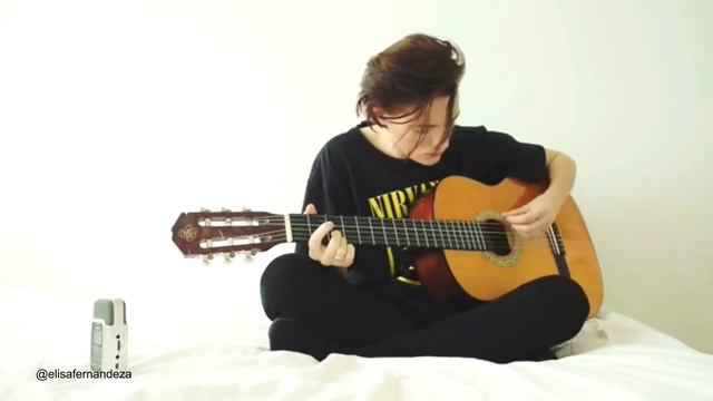 Erika Linder playing guitar смотреть онлайн