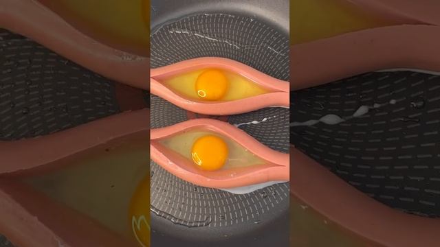 Завтрак в сосиске ?