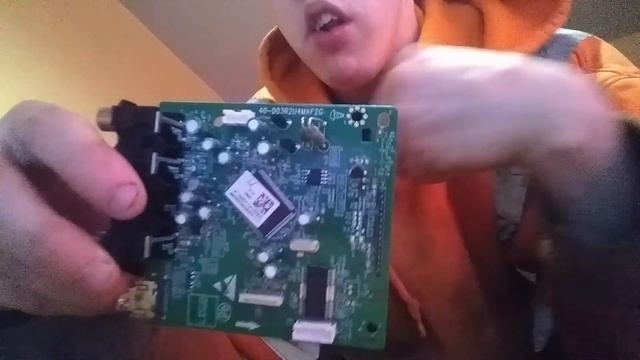 S10 E3 Taking apart HDMI usb LG DVD Player - Scrapped part 2 of 2 below смотреть онлайн