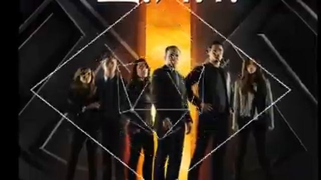 Топ 6 самых популярных сериалов про супергероев смотреть онлайн