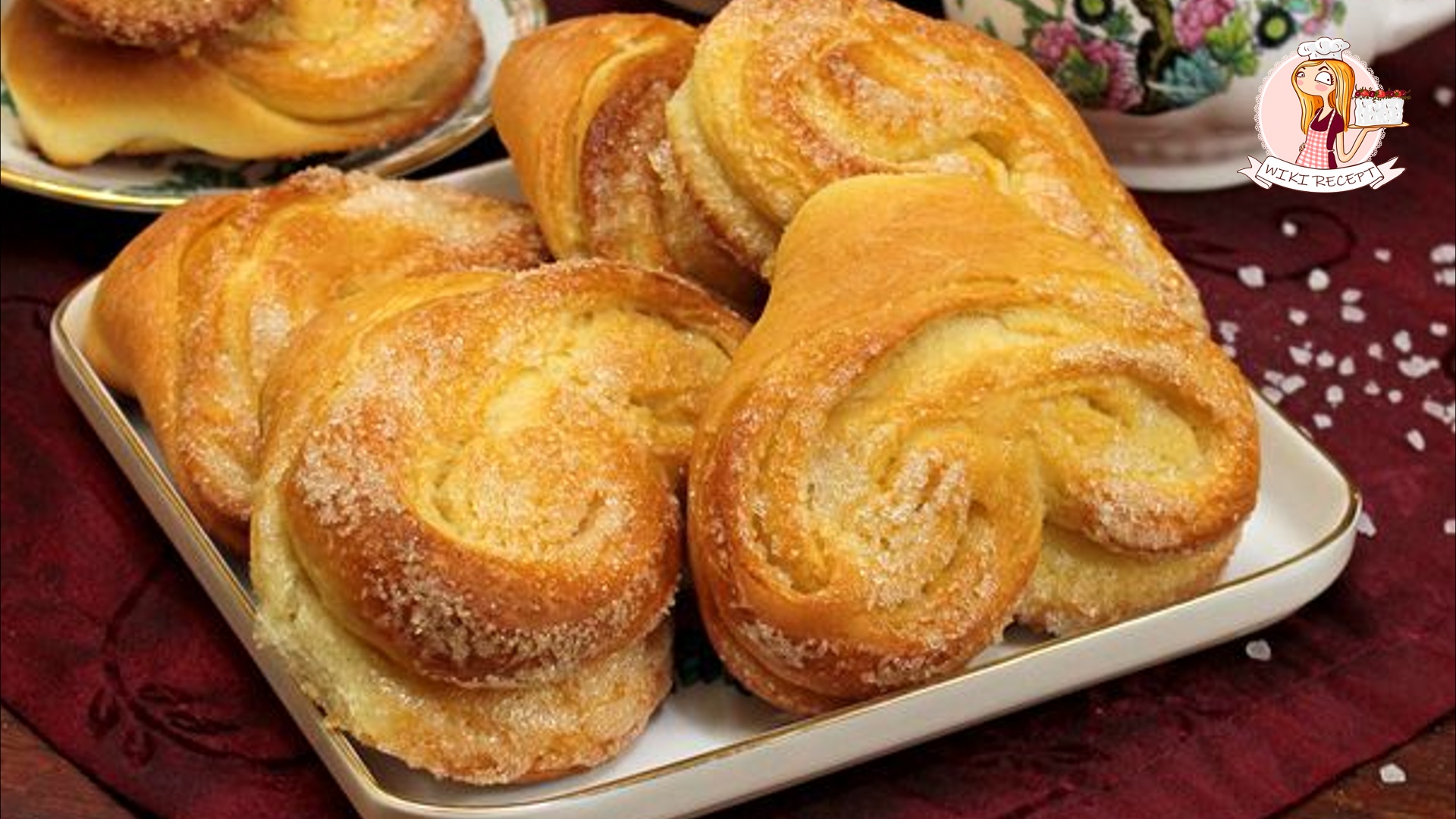 БУЛОЧКИ-СЕРДЕЧКИ с САХАРОМ: душевная выпечка, как сделать вкусные булочки в форме сердца смотреть онлайн