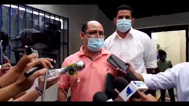 🔴 Periodista José Adán Silva sale de la Fiscalía смотреть онлайн