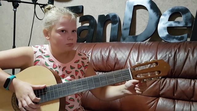 Как быстро настроить акустическую гитару без тюнера и не порвать струны смотреть онлайн