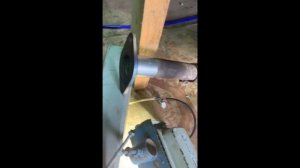 Нива . Заменил на глушителе соединения выхлопной трубы «под хомут»на «фланцевое»