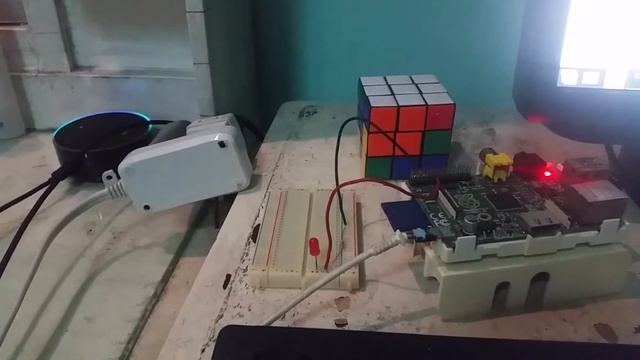 Alexa interface with Raspberry Pi to turn on LED light using Node-Red смотреть онлайн