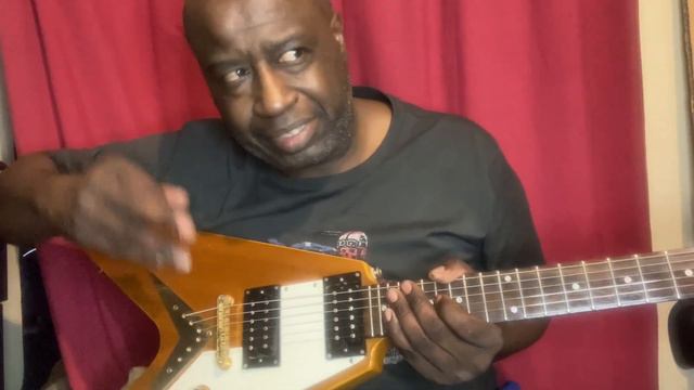 1998 Epiphone Korina Flying V 58 Reissue w/ SKB Hard Shell Case смотреть онлайн