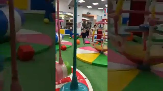Семейный парк активного отдыха в ТЦ Парк Хаус, г.Самара, Вива Парк смотреть онлайн