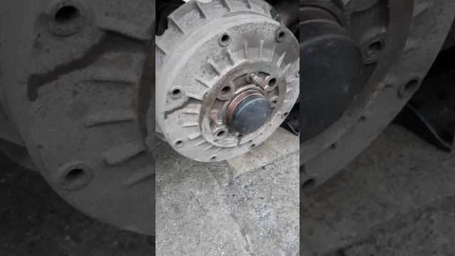 Как снять тормозной барабан на ВАЗ 2110,2111,2112,2109,21099 смотреть онлайн