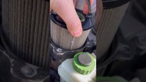 Поменяли топливный фильтр на Volkswagen Touareg 3.0 и немного помыли)