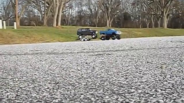 LOSI MICRO RC CHEVY 4WD HAULING 57 SUBURBAN