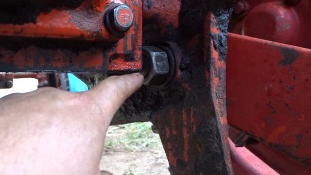 трактор Т 25\/разбираю\/снял кабину смотреть онлайн