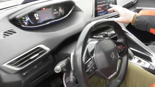 Peugeot 3008 2017 року в Рівному на автобазарі. Короткий огляд салону Пежо 3008 смотреть онлайн