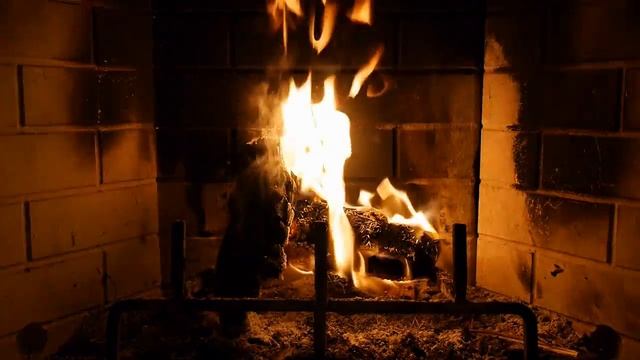 РАССЛАБЛЯЮЩИЕ ЗВУКИ.?? ДОМАШНИЙ УЮТНЫЙ КАМИН/RELAXING SOUNDS. HOMELY COZY FIREPLACE?? смотреть онлайн