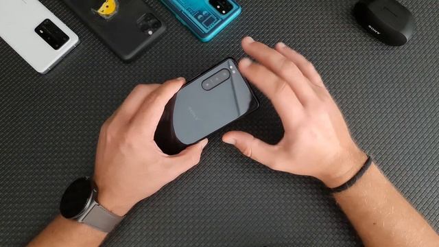 Ένα διαφορετικό Smartphone (Xperia 5 ii Review) смотреть онлайн