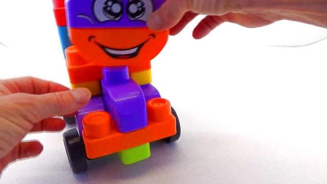 Видео для детей Учим цвета при помощи конструктора Бабушкины Сказки смотреть онлайн