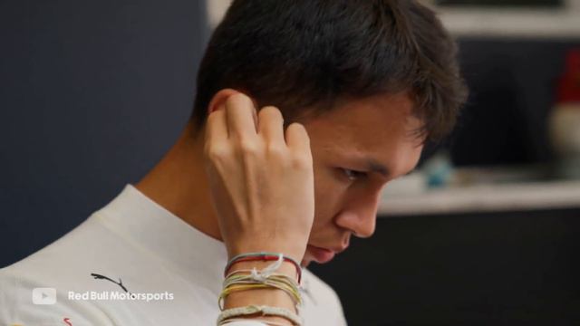 How will Alex Albon perform on his F1 return? смотреть онлайн
