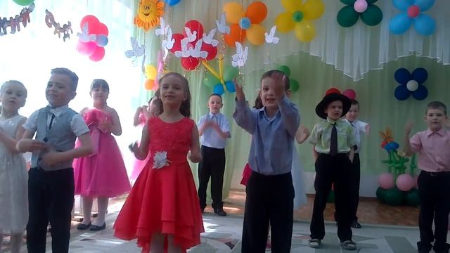 Стихи и песня про воспитателя смотреть онлайн