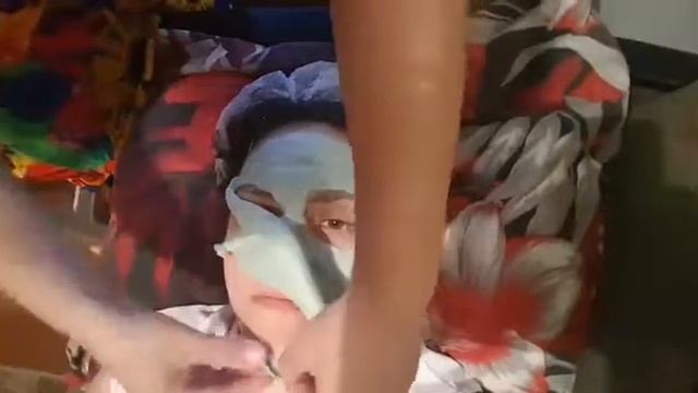 Ультразвуковая чистка лица ЧАСТЬ 2 смотреть онлайн