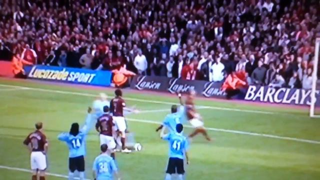 Typical Cocky Arsenal смотреть онлайн