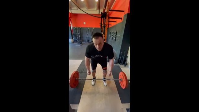 Ударная тренировка на спину! Функциональная тренировка на спину. IDOLGYM смотреть онлайн