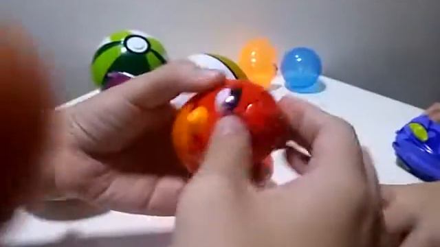 Finding Dory and Angry Birds The Movie Hatch n' Heroes Egg Surprise смотреть онлайн