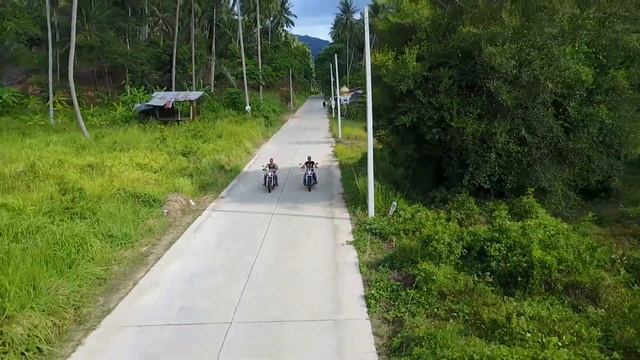 друзья собрались на острове самуи в тайланде на мотоциклах смотреть онлайн