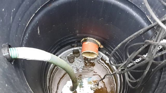 Очишенная вода из септика ТАНК смотреть онлайн