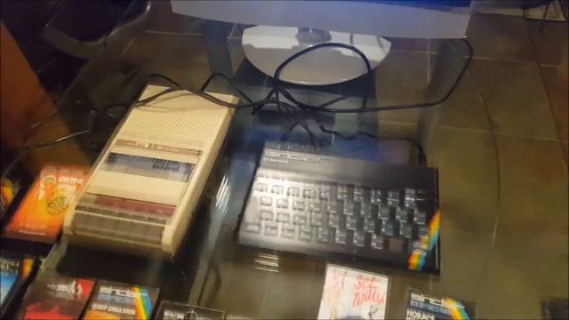 The ZX Spectrum Vs The Commodore C64 - the original computer war! смотреть онлайн