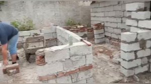 строю свинарник