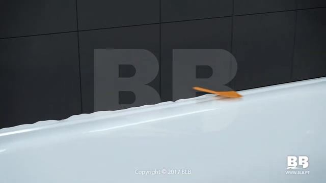 BLB ВАННА С БОКОВОЙ ПАНЕЛЬЮ И ЦОКОЛЕМ
