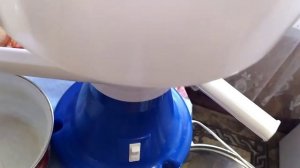 Сепаратор "Нептун", перегоняю молоко.