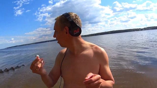 ЗОЛОТОЙ ПЕРСТЕНЬ смотреть онлайн