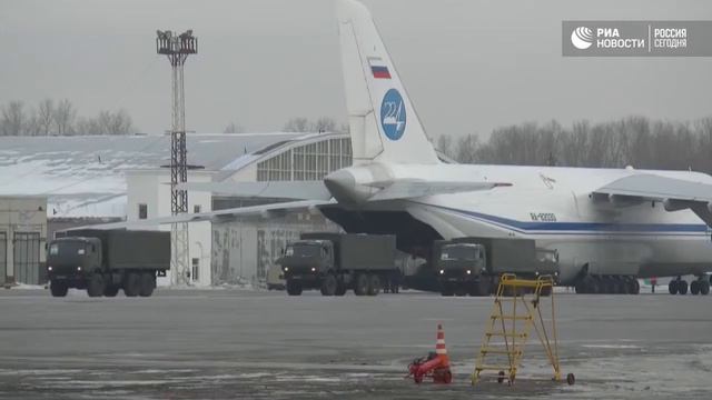 Сирия:Россия направила в Алеппо мобильные госпитали смотреть онлайн